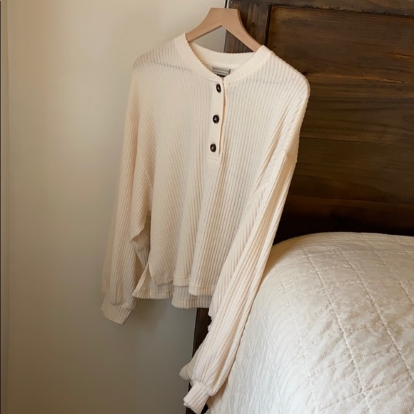 Urban Outfitters Sweaters - Urban Outfitters Sweater